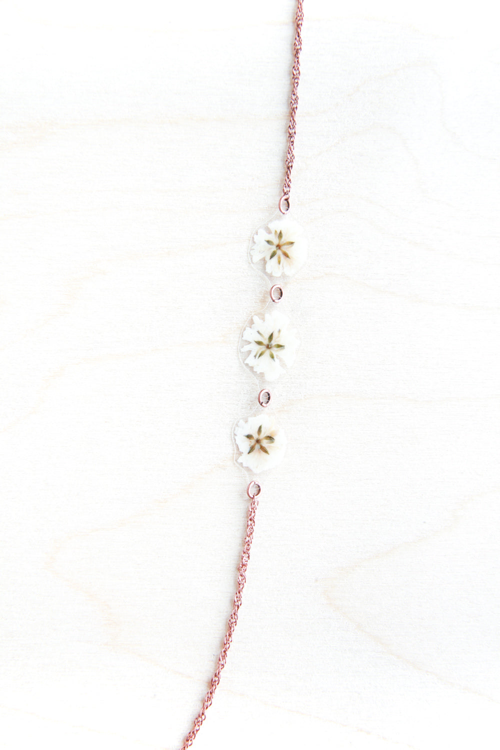 White Baby’s Breath Flower Asymmetrical Necklace