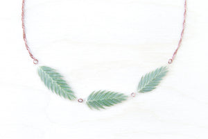 Green Sea Oats Leaf Row Necklace